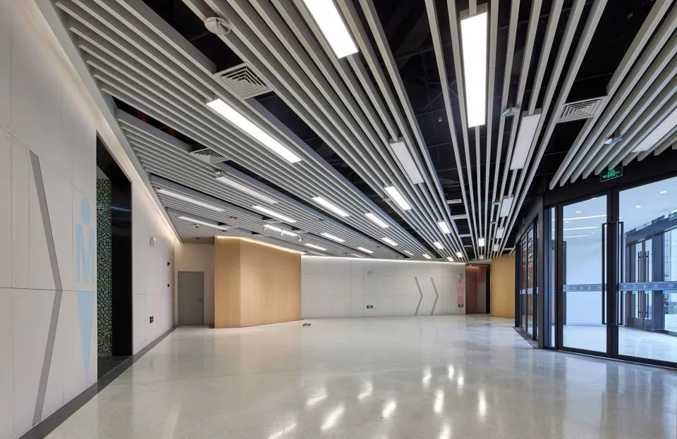 Aluminum Baffle Ceiling